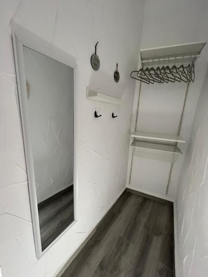 Apartamento La Lola - Patio Privado เฮเรซ เด ลาฟรอนเตรา ภายนอก รูปภาพ